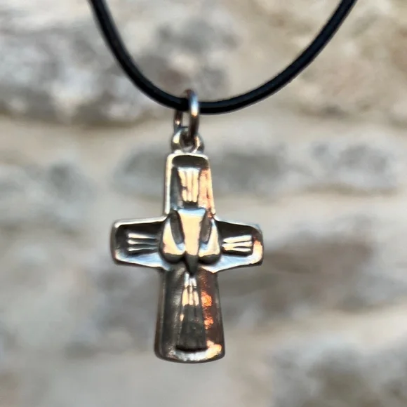 Handcrafted Cross Leather Cord - Picture 3 of 4